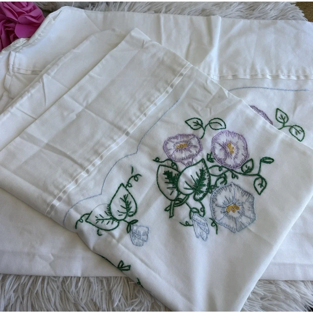 Set of 2 Vintage Handmade Embroidered Pillowcases Roses Flowers Cottage Core